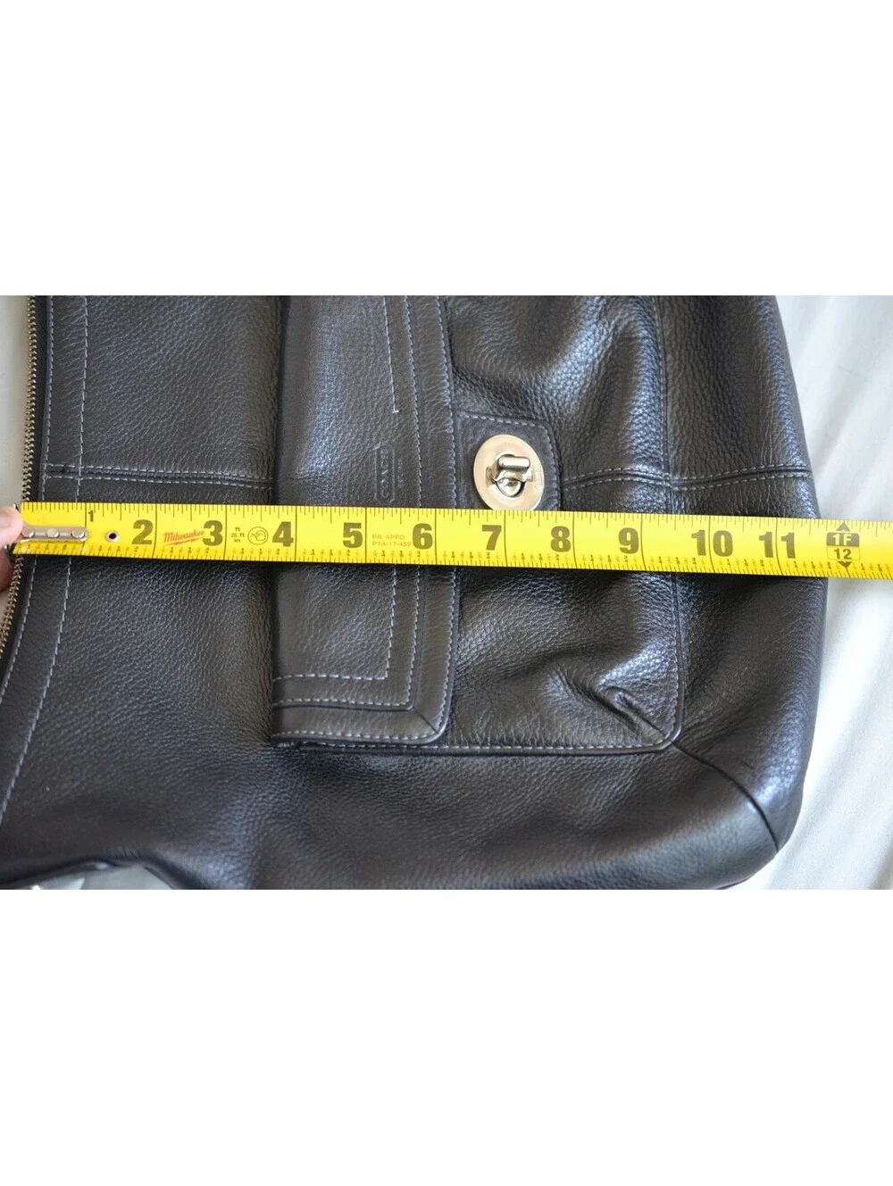 Coach Penelope F19045 Black Pebbled Leather Hobo Shoulder Bag Turnlock